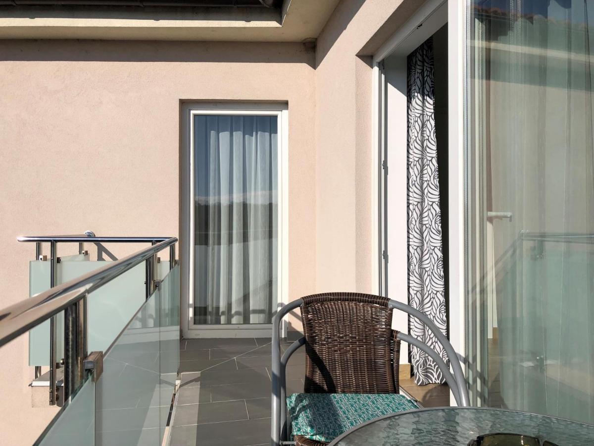 Apartmani I Sobe Ivancic1 Novi Vinodolski Exterior photo