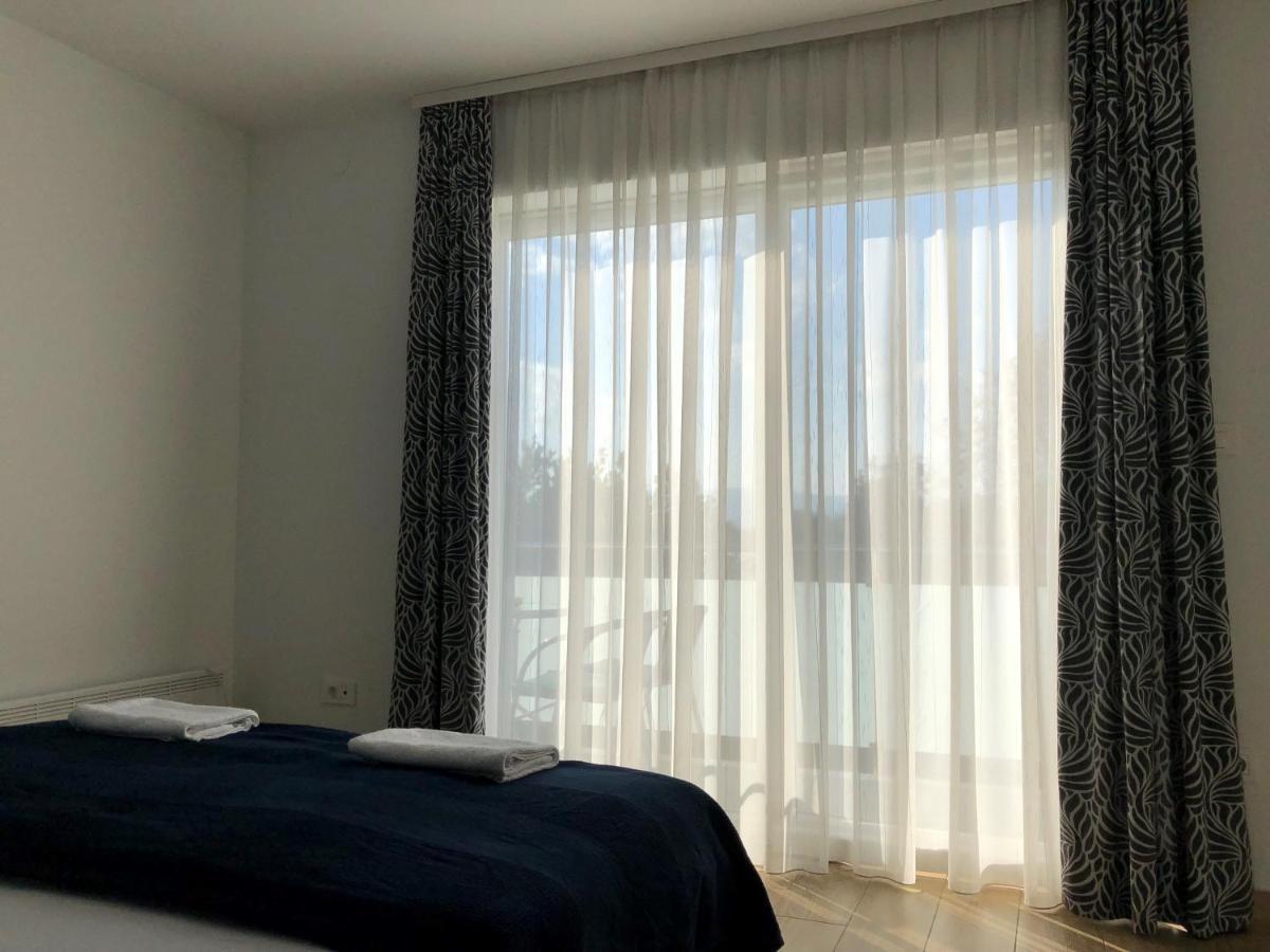 Apartmani I Sobe Ivancic1 Novi Vinodolski Exterior photo